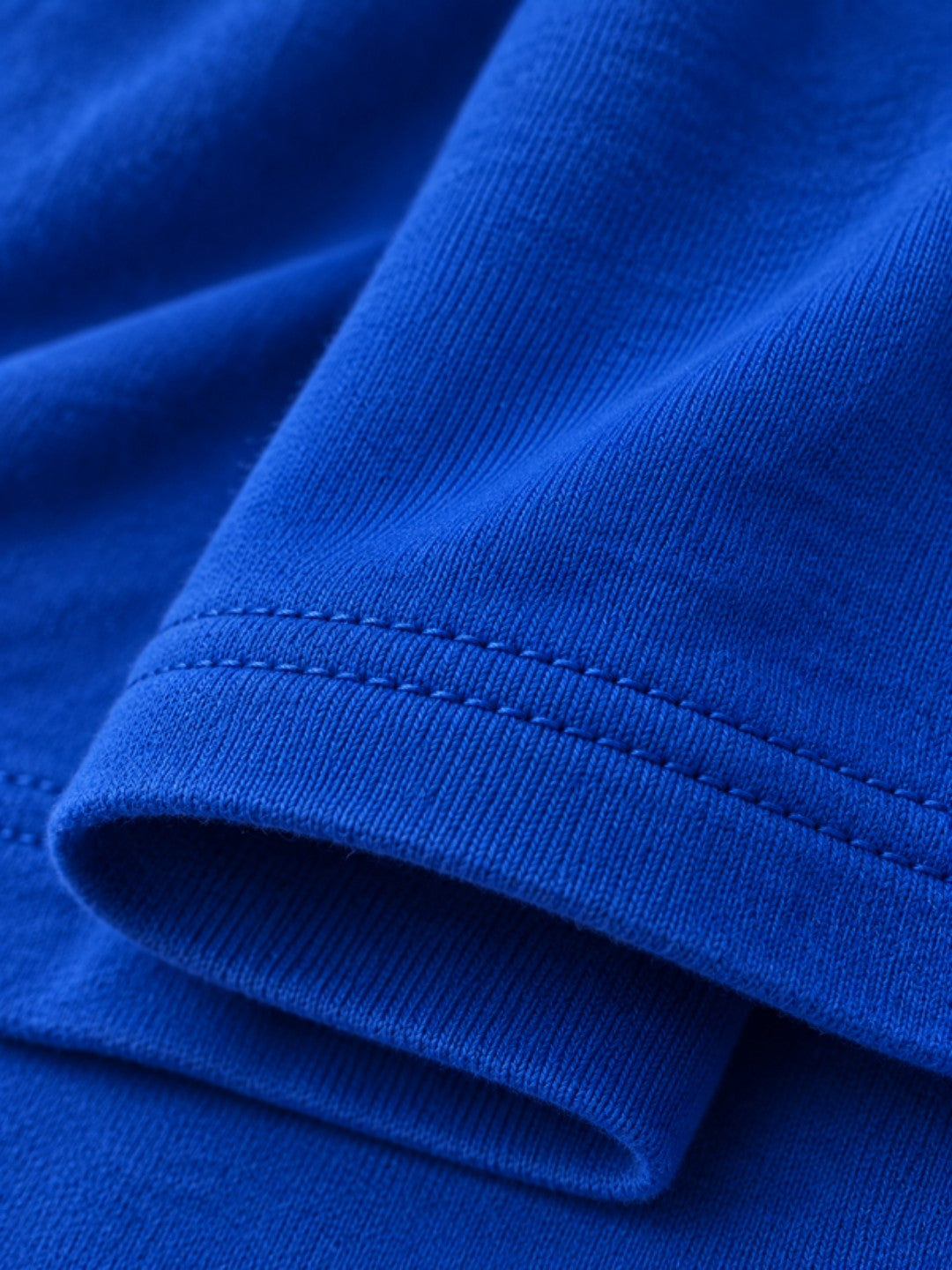 Sleeve hem detail