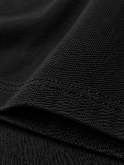 Black boxy t-shirt hem detail